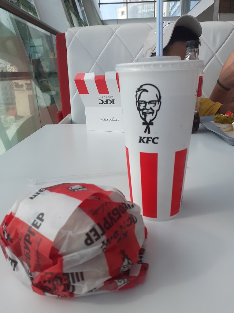 Доставка еды фото KFC