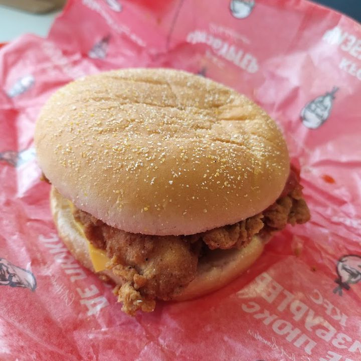 Доставка еды фото KFC Зеленокумск