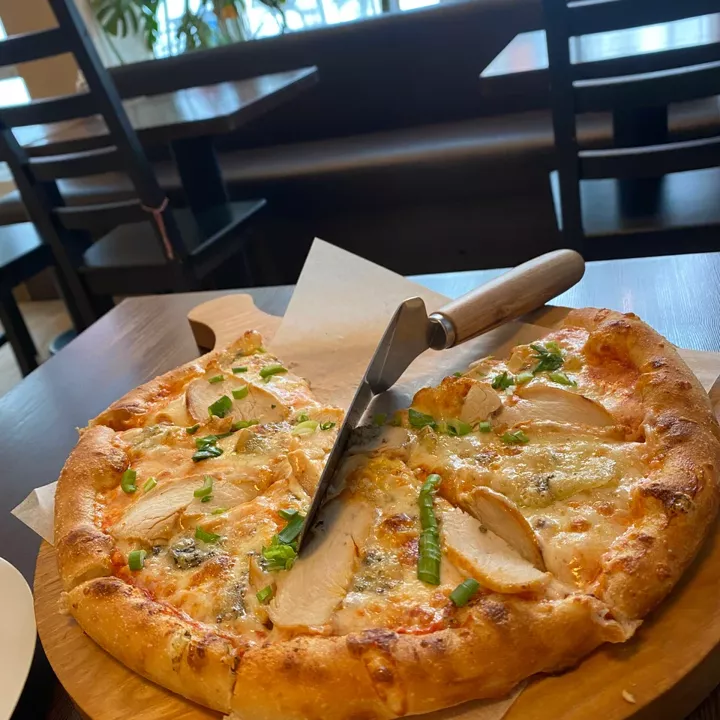 Доставка Magic pizza