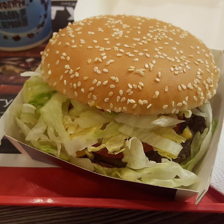 Доставка еды фото Вкусно и точка