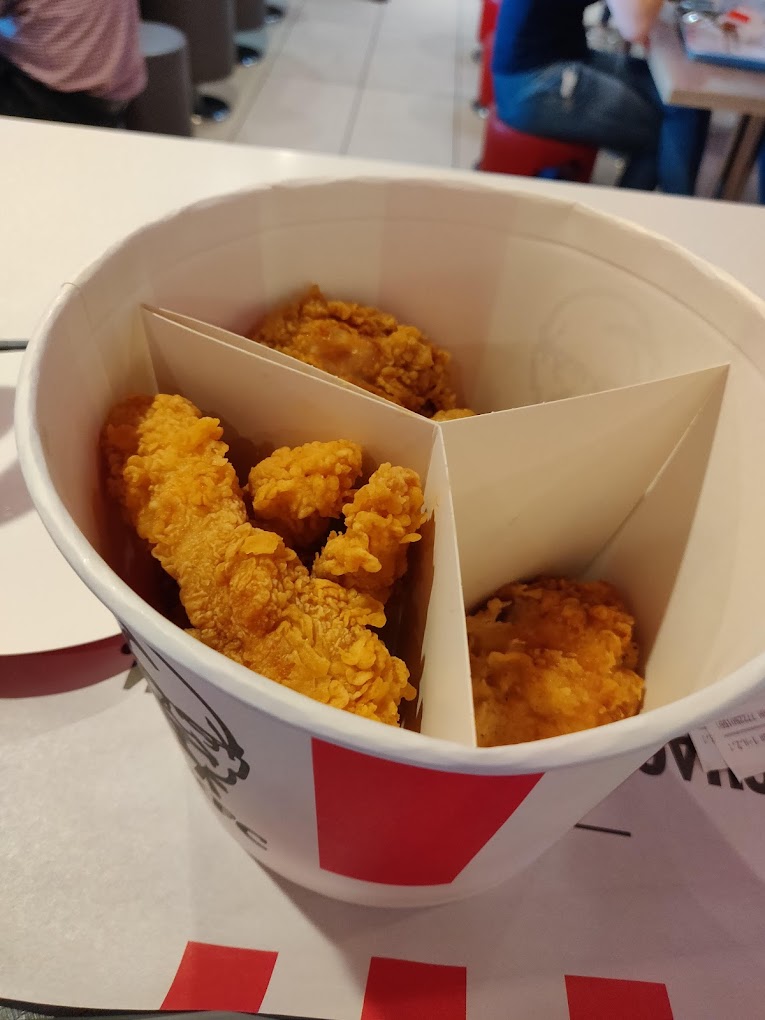 Доставка еды фото KFC
