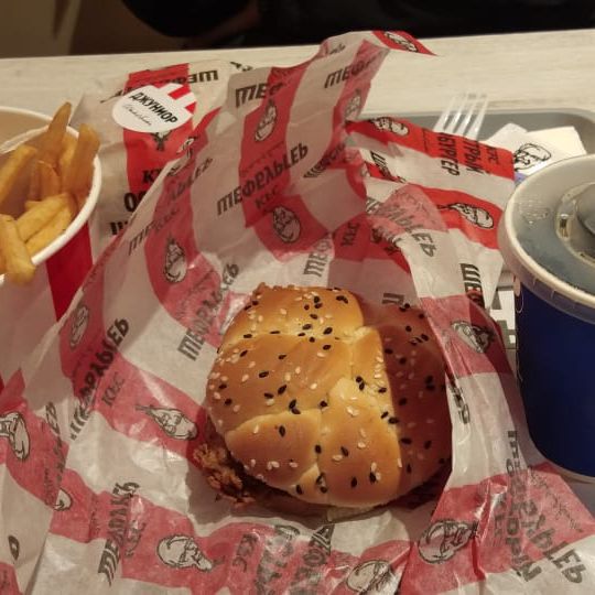 Доставка Сосновый Бор из ресторана KFC
